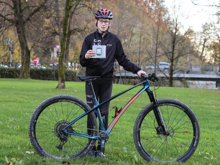 S pomočjo sponzorjev smo Lenartu pomagali do novega kolesa in naprave Garmin (2)